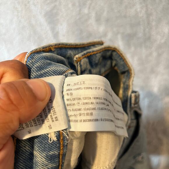 Abercrombie & Fitch High Rise Mom Jeans Size 26 Regular Distressed - Picture 8 of 8